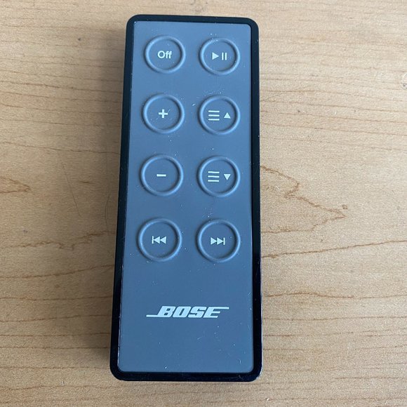 Bose Sounddock Series II, III & Portable Remote Control - Picture 1 of 2